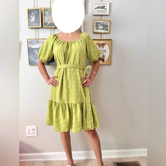 green emerald velvet dress Maison Tara Wave Crepe Short Sleeve Midi Dress